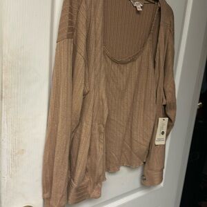 2pieces of cardigan  new with tag